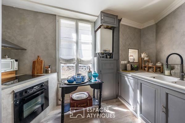 La maison de charme et sa cour préservée