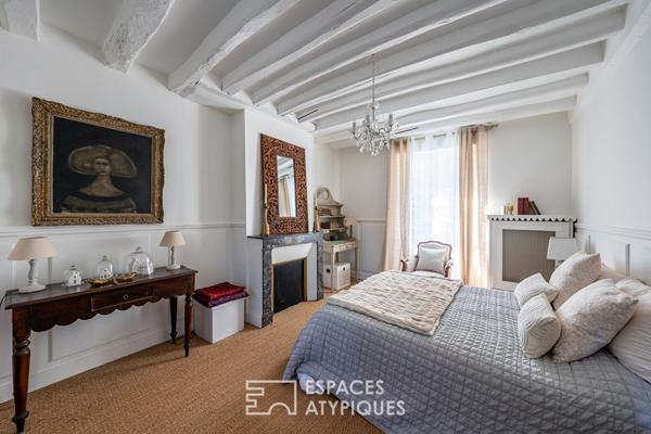 La maison de charme et sa cour préservée