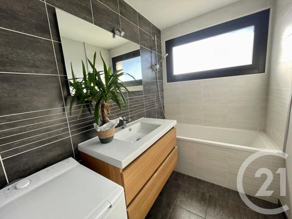 Appartement T3 à vendre  3 pièces - 62,61 m2 NIMES - 30