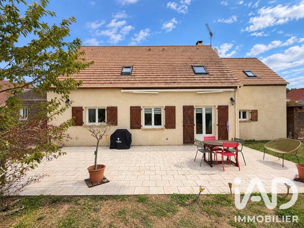 Maison à vendre 7 pièces 168 m² Sainte-Gemme-Moronval