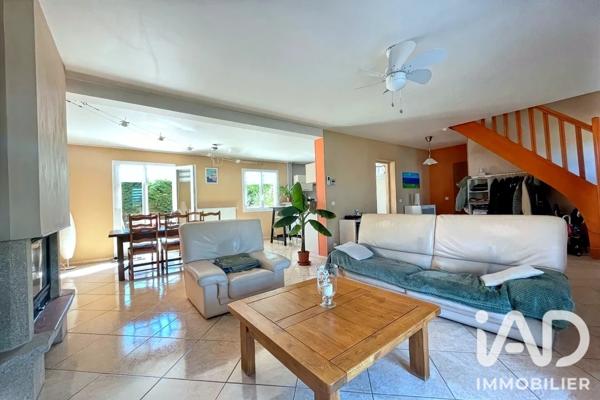 Maison à vendre 7 pièces 168 m² Sainte-Gemme-Moronval
