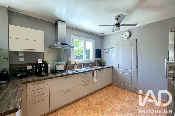 Maison à vendre 7 pièces 168 m² Sainte-Gemme-Moronval