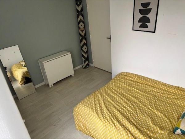 T4 moderne avec balcon et double parking