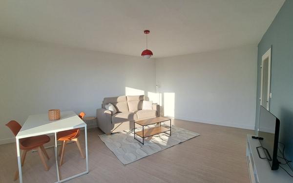 Appartement à louer    1 pièce •  Orléans