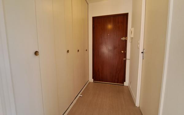 Appartement à louer    1 pièce •  Orléans