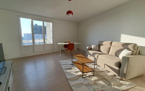 Appartement à louer    1 pièce •  Orléans