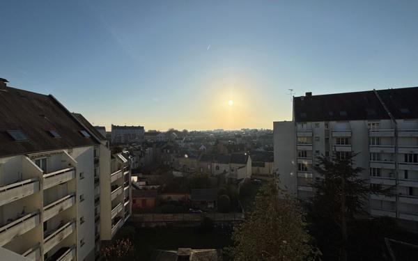 Appartement à louer    1 pièce •  Orléans