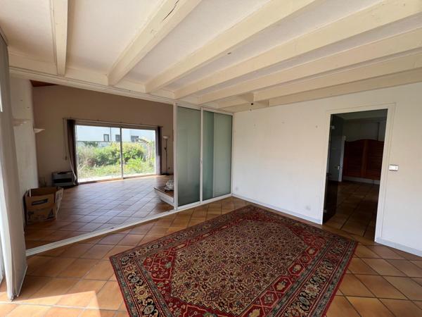 Maison familiale, 4 chambres plus bureau et mezzanine.