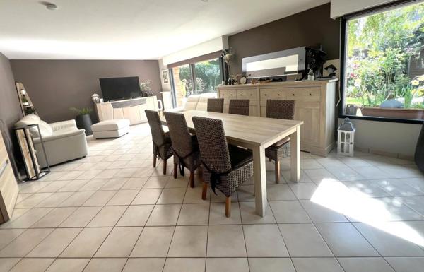 Maison à RONCQ, 59223 - 5 pièces 112m²
