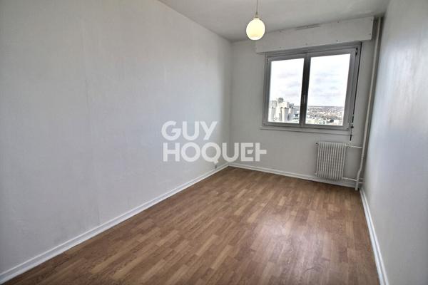 APPARTEMENT À LOUER DE 4 PIÈCES DE 76,99 M²