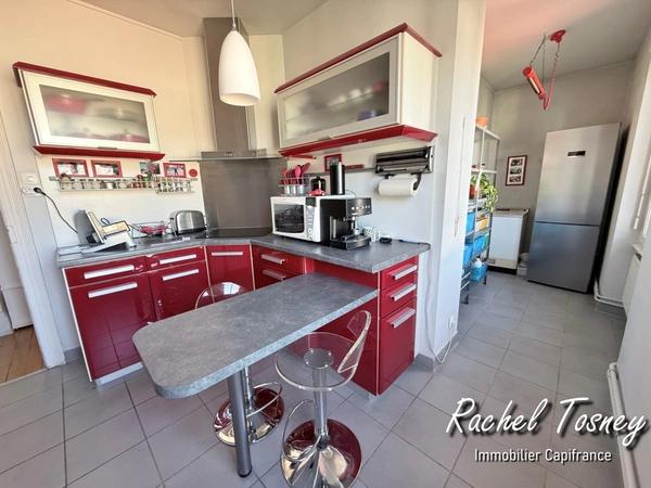 DUPLEX à vendre 4 pièces BELFORT (90) BALCON, et PLACE DE PARKING DANS COUR PRIVÉE !