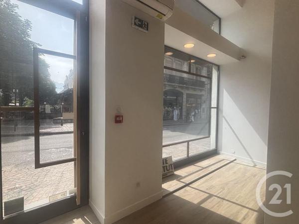 à vendre  71 m2 AIX LES BAINS - 73