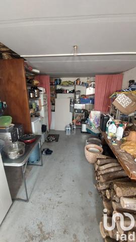 Maison de village 4 pièces de 93 m² à Foëcy (18500)