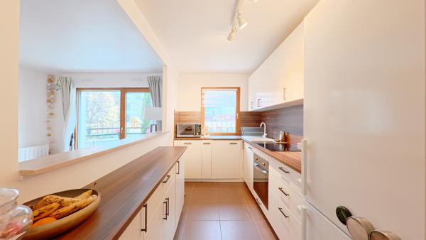 Appartement
         3 pièces
        - 59 m² 199 000 € *
