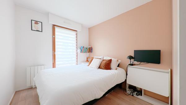 Appartement
         3 pièces
        - 59 m² 199 000 € *