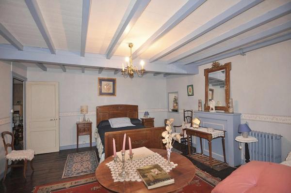 Maison en centre ville de 200 m² - 4 chambres