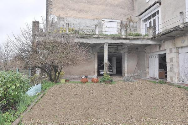 Maison en centre ville de 200 m² - 4 chambres