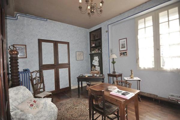 Maison en centre ville de 200 m² - 4 chambres