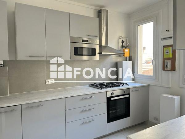 Location Appartement 2 pièces 54.77 m² - 7 RUE DES ACACIAS Paris 75017