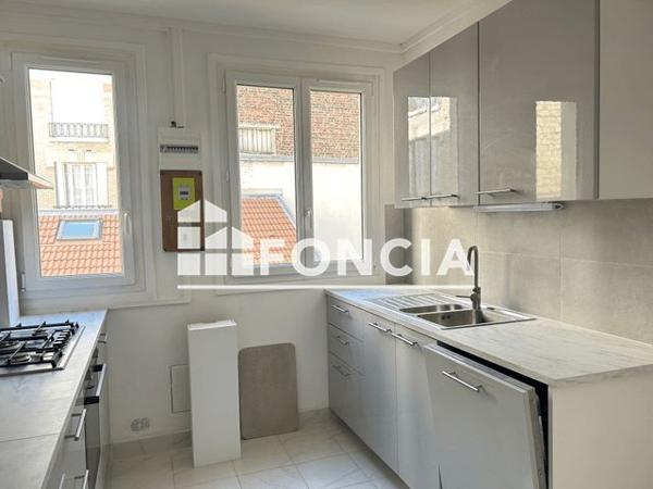 Location Appartement 2 pièces 54.77 m² - 7 RUE DES ACACIAS Paris 75017