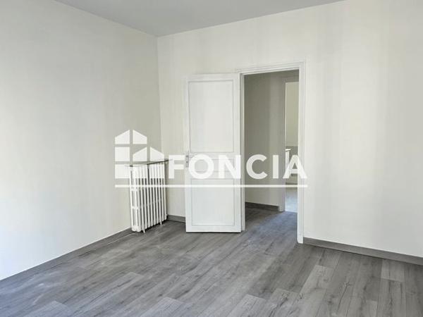 Location Appartement 2 pièces 54.77 m² - 7 RUE DES ACACIAS Paris 75017