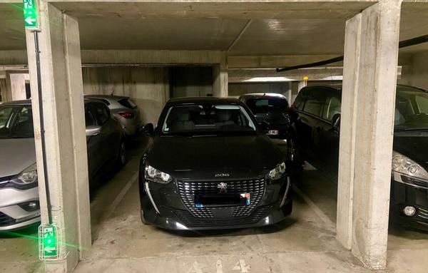 BEL APPARTEMENT A TOULOUSE  AVEC PISCINE