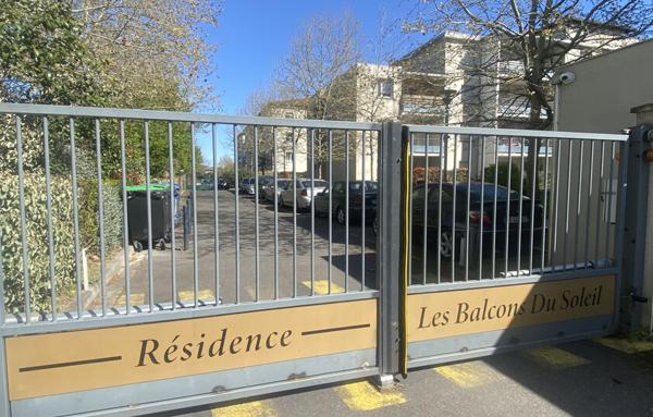 BEL APPARTEMENT A TOULOUSE  AVEC PISCINE