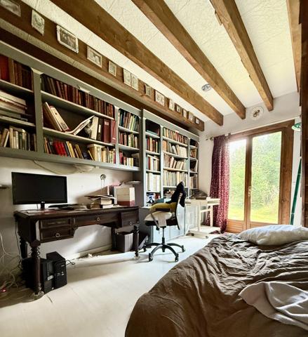 Saint-Martin-du-Tertre (89100) Maison pleine de charme avec beau terrain à 5min de Sens