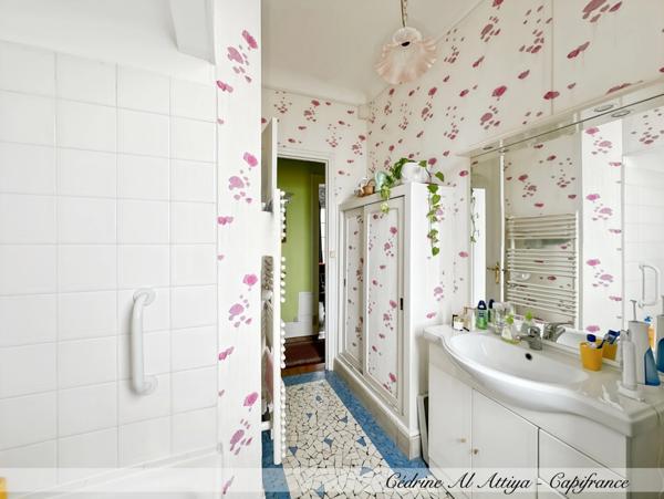 Appartement à vendre 4 pièces 89m2, 3ème étage avec ascenseur, parking, cave