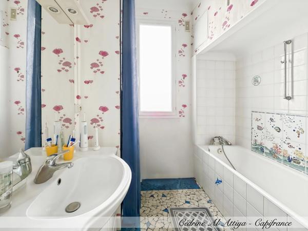 Appartement à vendre 4 pièces 89m2, 3ème étage avec ascenseur, parking, cave