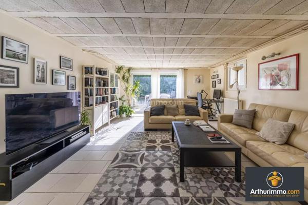 Vente Maison 8 pièces 145 m2 à Saint-Fargeau-Ponthierry