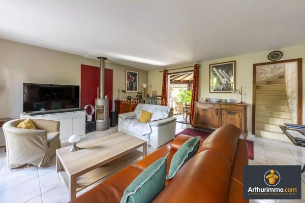 Vente Maison 8 pièces 145 m2 à Saint-Fargeau-Ponthierry