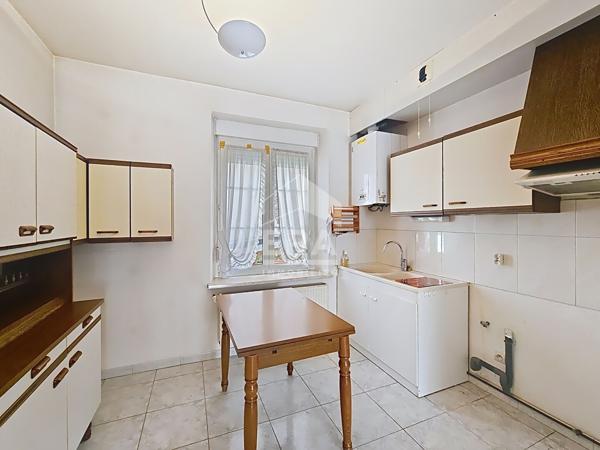 Appartement 4 pièces à vendre à Longwy Bas - 88 m² avec garage