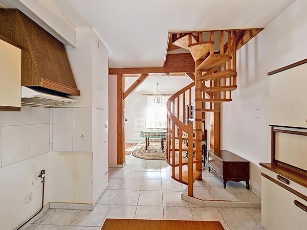Appartement 4 pièces à vendre à Longwy Bas - 88 m² avec garage