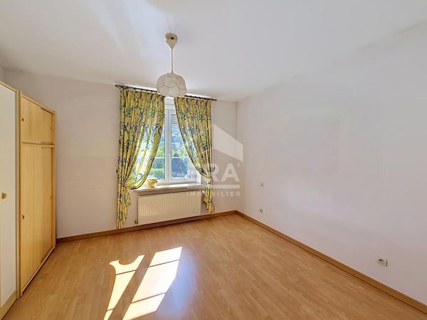 Appartement 4 pièces à vendre à Longwy Bas - 88 m² avec garage