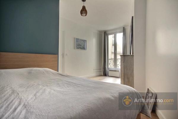 Vente                                                      Appartement
                        
                     2 pièces                      37 m2                     à Paris 18