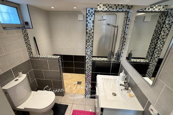 Maison  9 pièce(s) 157 m2