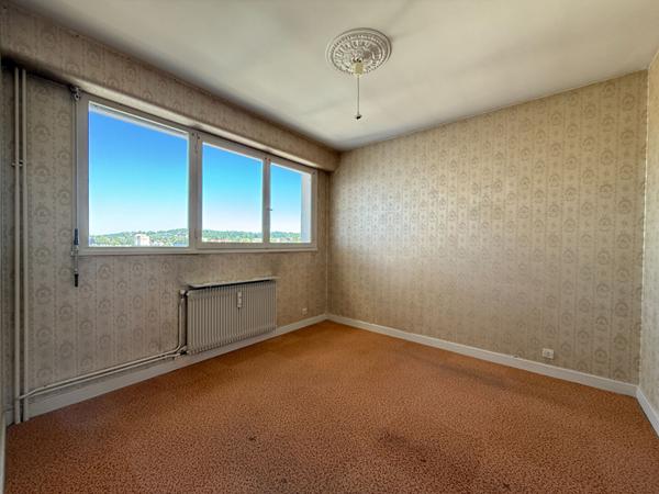 Appartement - 4 pièces - 99 m²