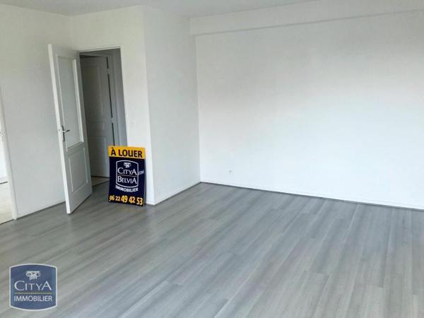 Appartement à louer 2 pièces 43.56m²