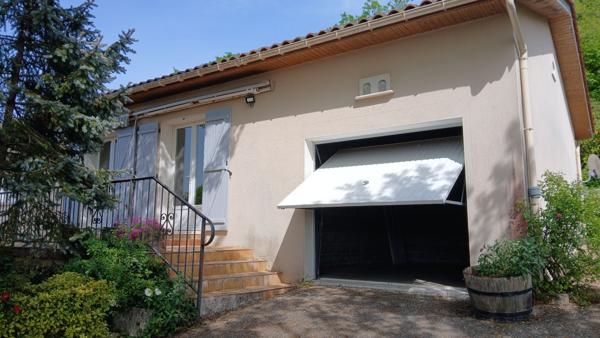 Maison 2 chambres, garage, terrain clos