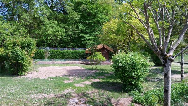 Maison 2 chambres, garage, terrain clos