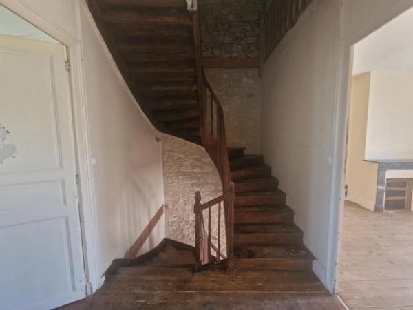 Charmante maison de village avec jardin au cœur d’une bastide dynamique