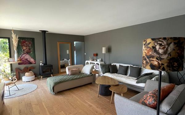 Maison à vendre    7 pièces •  Olonne-sur-Mer