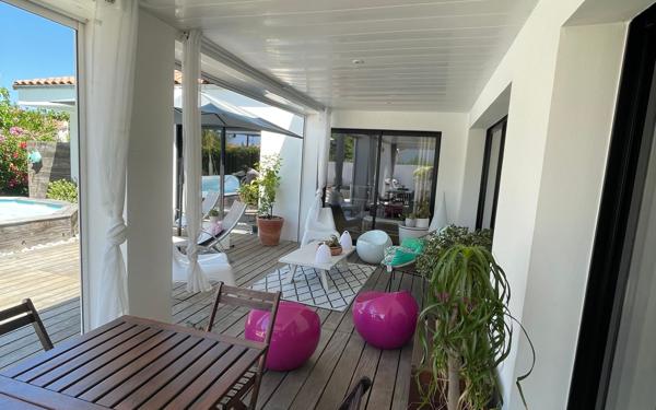 Maison à vendre    7 pièces •  Olonne-sur-Mer