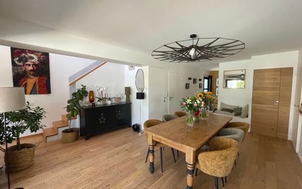 Maison à vendre    7 pièces •  Olonne-sur-Mer