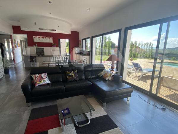 maison/villa 5 pièce(s) 182 m2