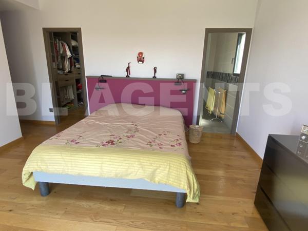 maison/villa 5 pièce(s) 182 m2