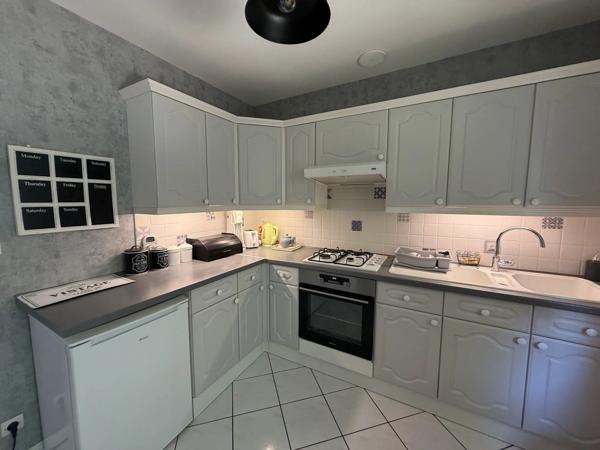 Vente                                                      Maison
                        
                     4 pièces                      100 m2                     à Anet