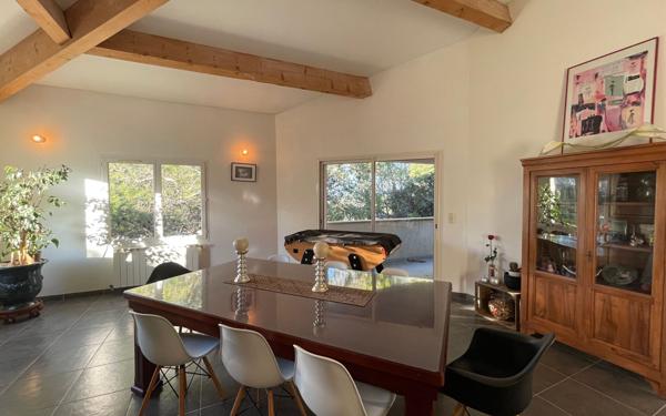 Maison à vendre    7 pièces •  Poulx