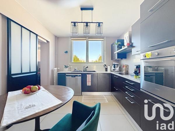 Appartement 3 pièces de 66 m² à Ville-la-Grand (74100)